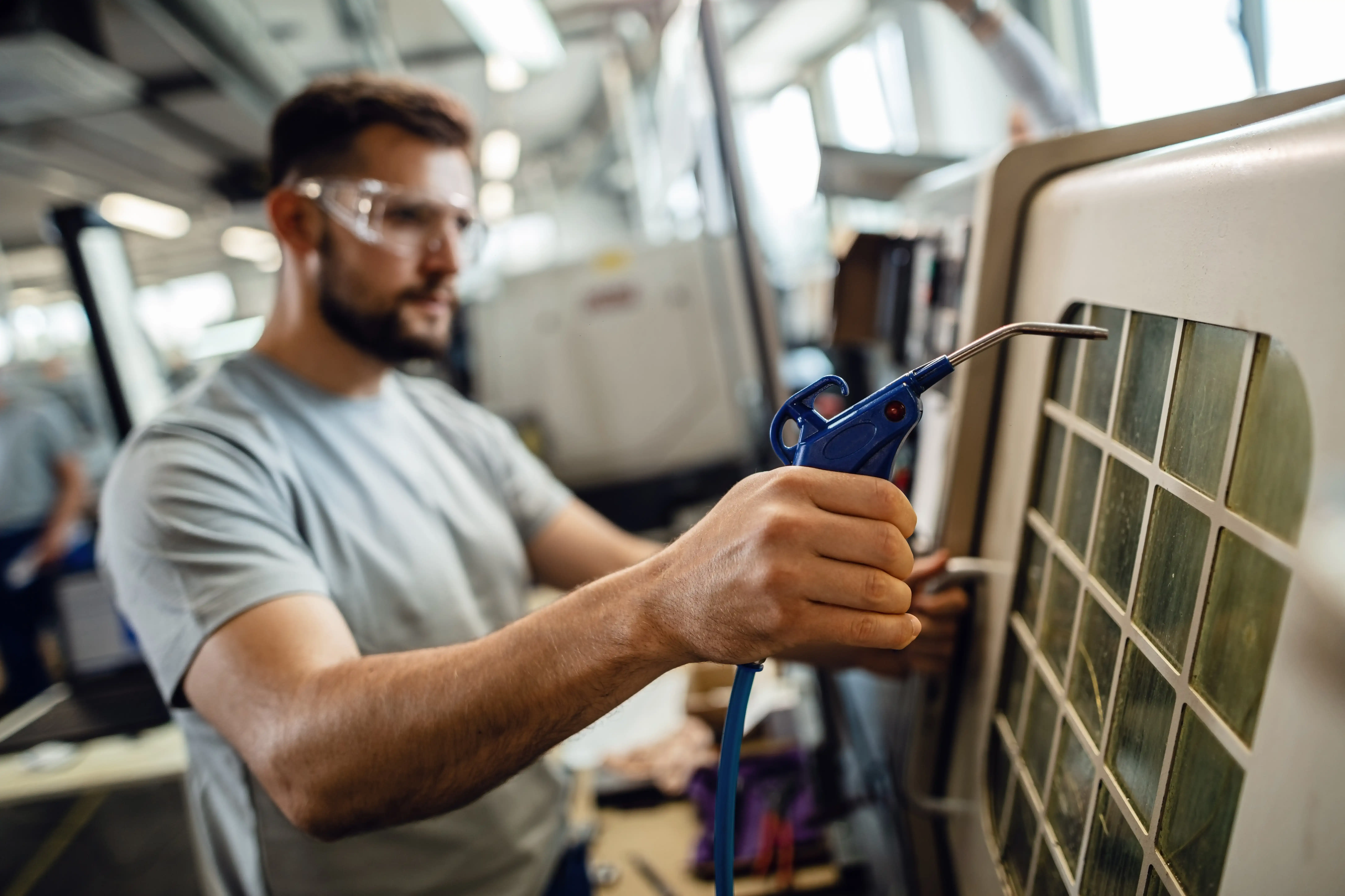 Air Conditioner Servicing - OneCallDubai.com